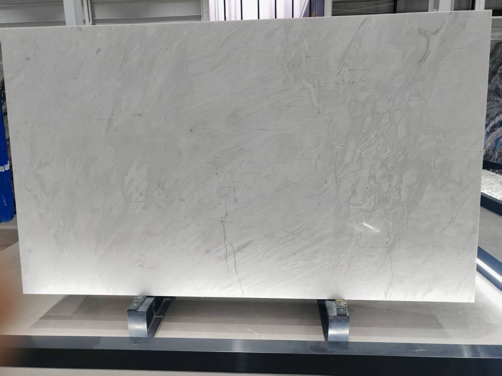 BRAZIL FISH BELLY WHITE Slab 1